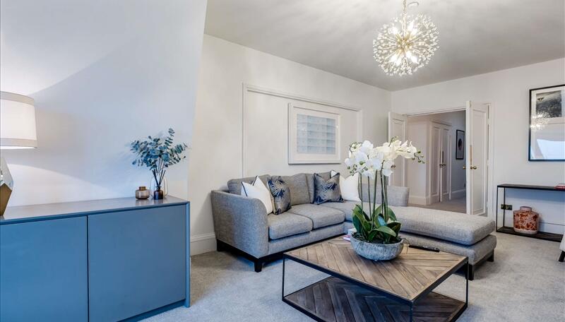 4 bed property in Strathmore Court, Park Road, London